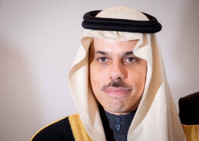 وزیر خارجه عربستان: حل و فصل برنامه هسته ای ایران نیازمند رویکرد دیپلماتیک است