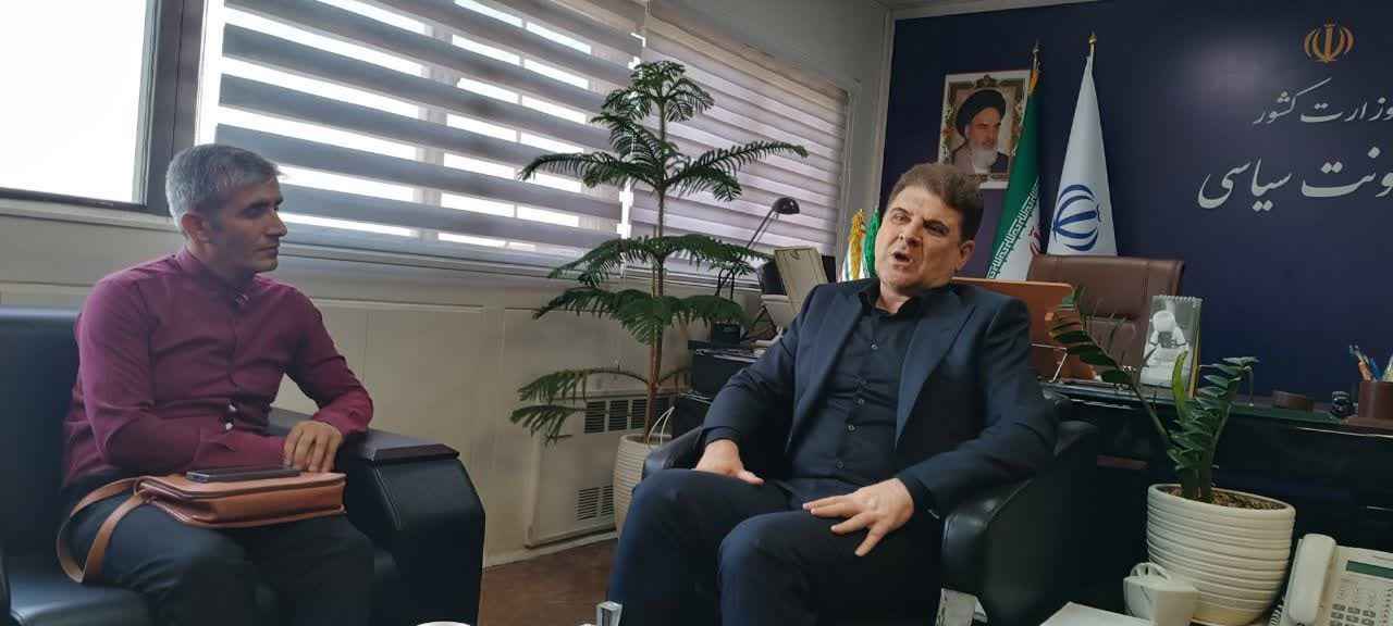 مطالبات صنفی رسانهها در دیدار هیأت مدیره خانه مطبوعات کشور با معاون سیاسی وزیر کشور مطرح شد