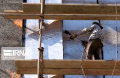 اجرای ایزوگام رایگان در ایلام؛ خدمتی برای ۵۰۰ خانوار نیازمند