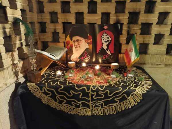 آیین بزرگداشت قائد شهید و شهدای خانواده ایشان از طرف رهبر انقلاب برگزار می‌شود