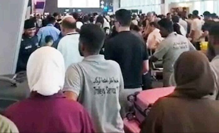 ازدحام جمعیت در فرودگاه کویت در پی حملات تلافی جویانه ایران+ فیلم