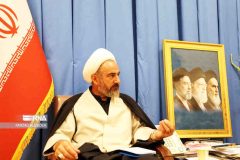 امام جمعه ایلام: زندگی انسان به طبیعت سالم وابسته است
