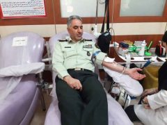 مشارکت مسئولانه فرمانده انتظامی استان ایلام به مناسبت هفته انتظامی در پویش اهدای خون
