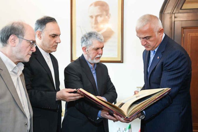 وزیر فرهنگ با همتای ترک خود دیدار کرد/ همکاری دوجانبه در چارچوب سال فرهنگی ۲۰۲۵