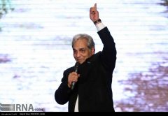 نخستین کنسرت مهران مدیری در دبی با مرور خاطرات گذشته