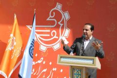 استاندار:‌ تلفیق آموزش با صنعت مسیر توسعه ایلام را هموار می‌کند