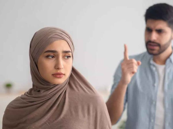 سرزنش؛ سم خاموش روابط عاشقانه