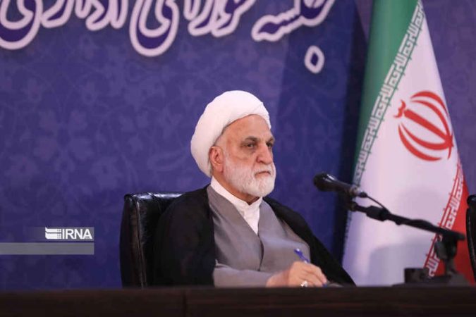 مراقب باشیم در زمین دشمن بازی نکنیم؛ قوه قضاییه آماده تفویض اختیارات به استان‌ها است