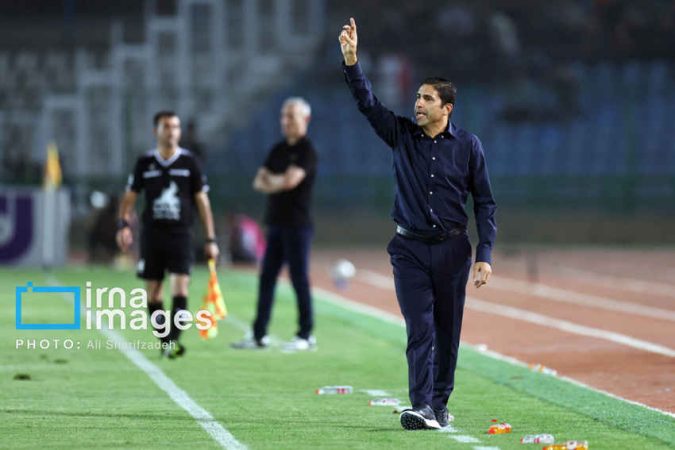 واکنش هاشمیان به شایعات پایان کار در پرسپولیس: شاید امشب شروع فصل جدید باشد!
