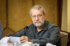 لاریجانی: تمام هدف دشمن، شکستن اراده ملت ایران است/ مذاکره باید واقعی باشد