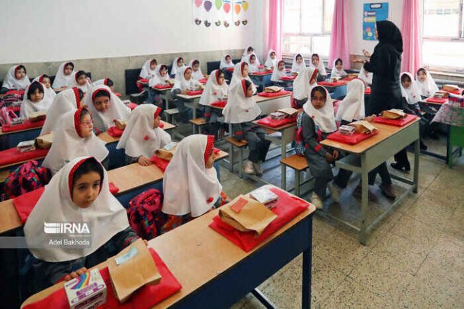 زنان و دختران ایلامی آموزش های خود مراقبتی فرا می گیرند