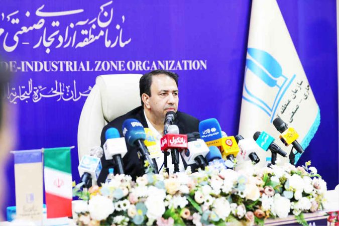 منطقه آزاد مهران در مسیر تحول؛ از تکمیل طرح جامع تا جذب سرمایه‌گذار و توسعه زیرساخت‌ها  + گزارش تصویری