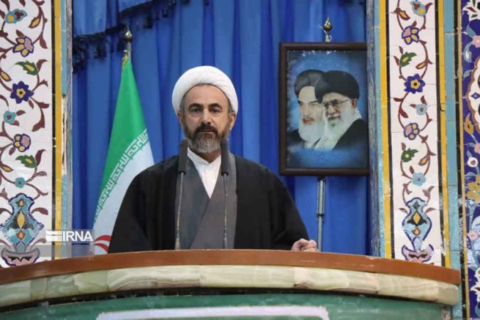 امام‌جمعه ایلام: ملت ایران در دفاع از استقلال خود خستگی‌ناپذیر است