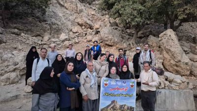 ️کوه‌پیمایی فرهنگی‌ ورزشی اصحاب رسانه ایلام در مسیر چشمه گردکانه  ✍️ شهریار غلامپور