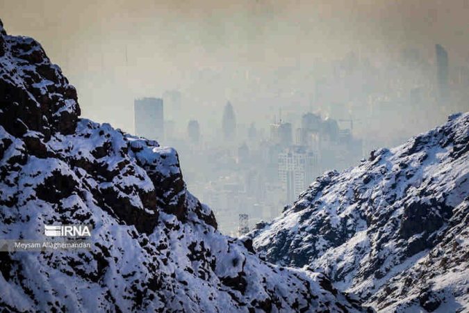ارتفاعات تهران همچنان بارانی و برفی است؛ بازگشت آلودگی از دوشنبه
