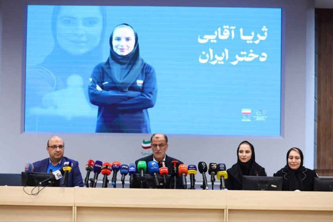 مددی:ثریا نماینده ورزشکاران سراسر دنیاست/ اعلام آمادگی ۸ کشور در بدمینتون جام فجر