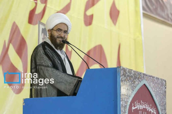 موجودیت آمریکا در منطقه در صورت تعرض به ایران به آتش کشیده خواهد شد