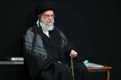خط ائمه «خط ایستادگی و استقامت» و درس ائمه «درس منطق و استدلال» است