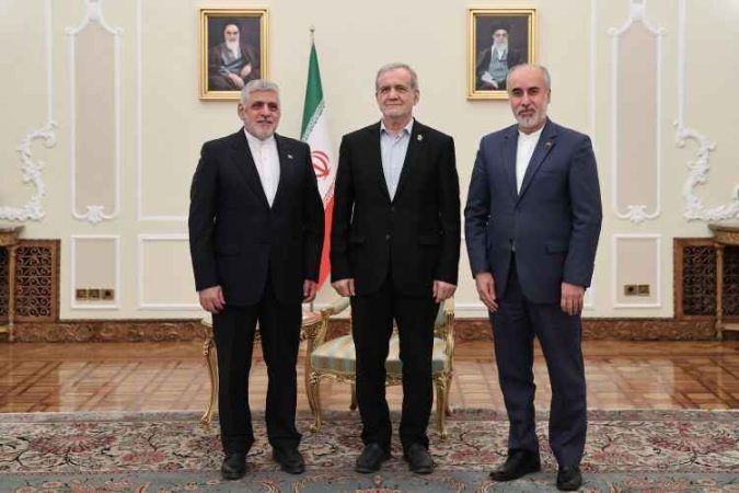 پزشکیان: سیاست قطعی ایران توسعه متوازن و هدفمند مناسبات با کشورهای دوست و همسو است