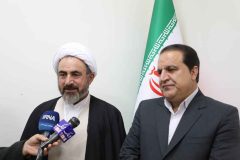 امام جمعه و استاندار ایلام: معلمان پایه‌گذار توسعه و پیشرفت کشور هستند