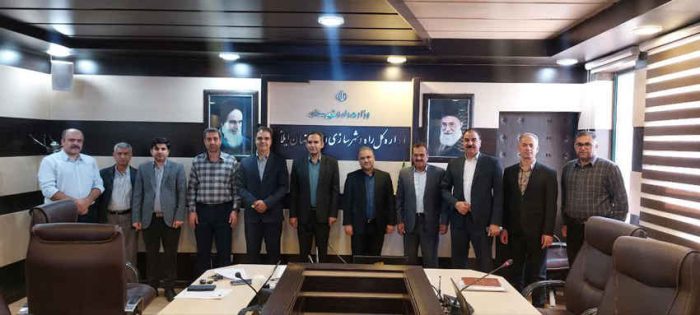 اعتبارنامه‌ اعضای منتخب ششمین دوره هیئت مدیره سازمان نظام کاردانی ساختمان استان ایلام اعطا شد