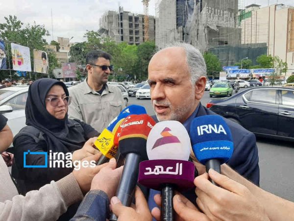وزیر دادگستری: احتکار و اخلال در بازار در شرایط جنگی مجازات‌ سنگینی دارد